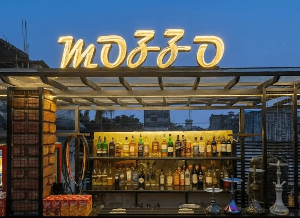Mozzo bar area